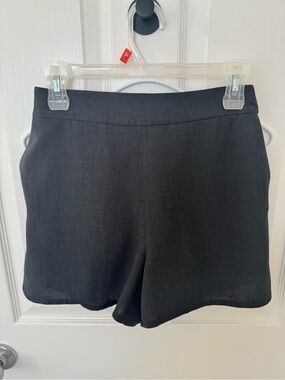 Like new! Lululemon Grey Women's Dress/Casual Shorts, Size 4 or small